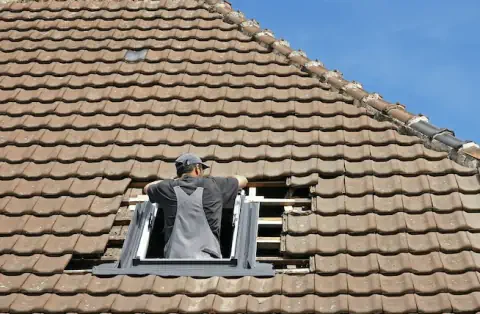Pose de velux à Montendre
